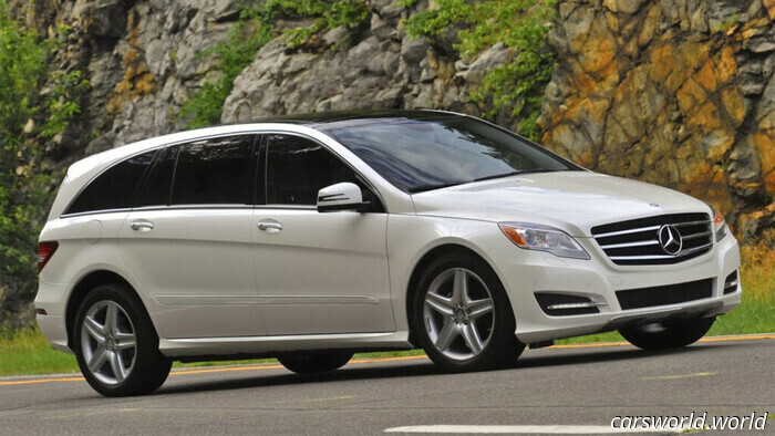 Mercedes Owners File Lawsuit Due to Sunroofs Exploding | Carscoops